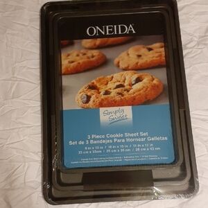Oneida Black 3-Piece Cookie Sheet Set